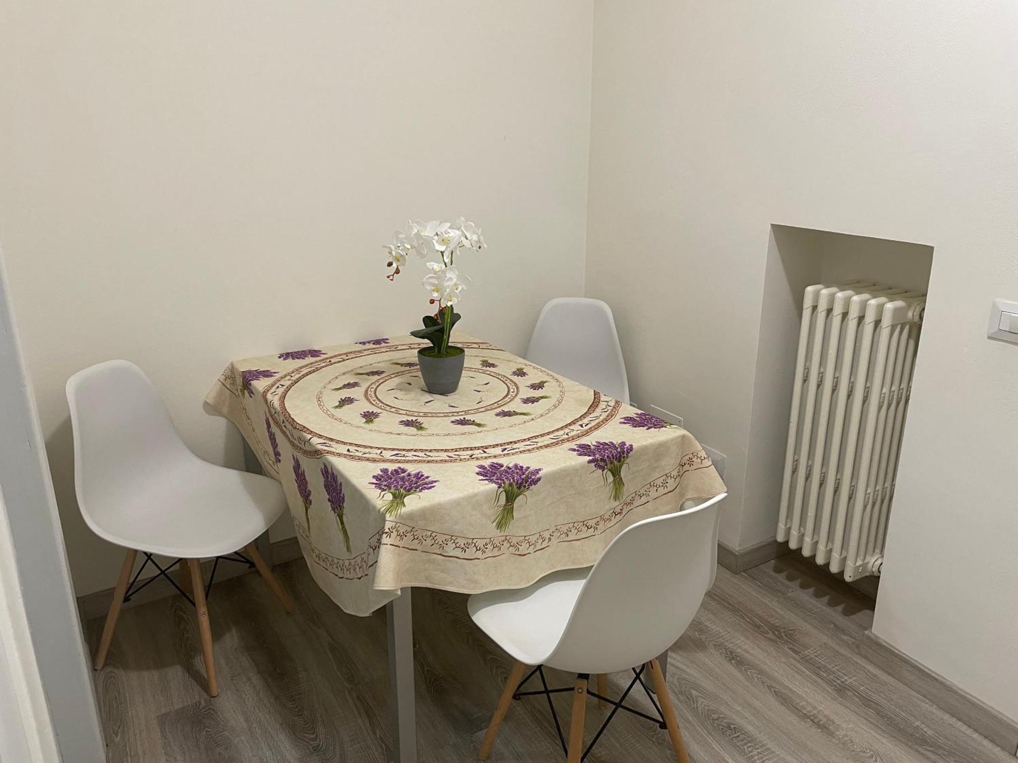 La Violetta Di Parma // Del Ducato Apartment ภายนอก รูปภาพ